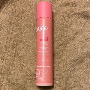 Cake The Big Wig Dry Texture Spray in Pink